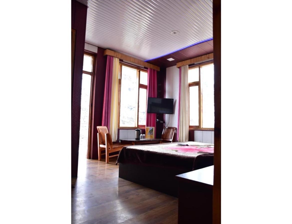 Hotel Peak View, Lahaul Sissu Eksteriør bilde