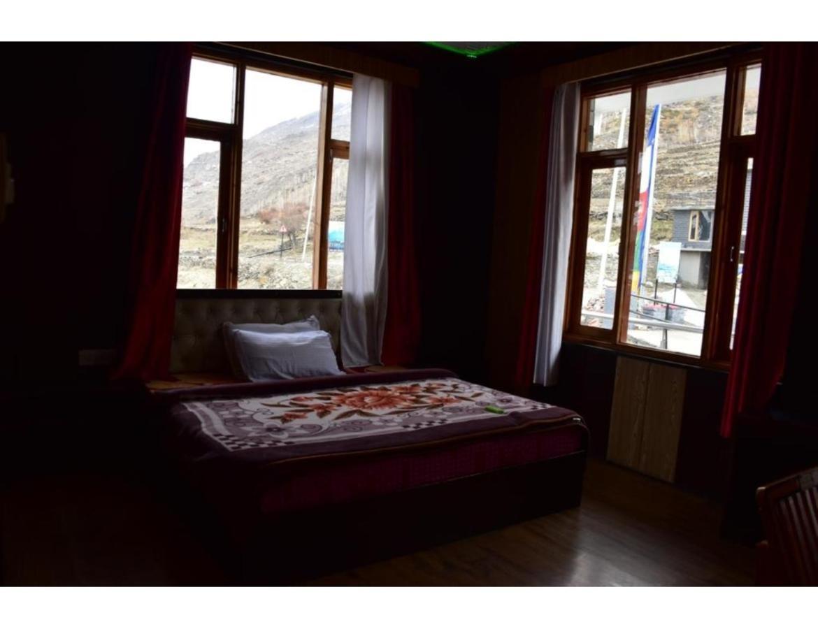 Hotel Peak View, Lahaul Sissu Eksteriør bilde