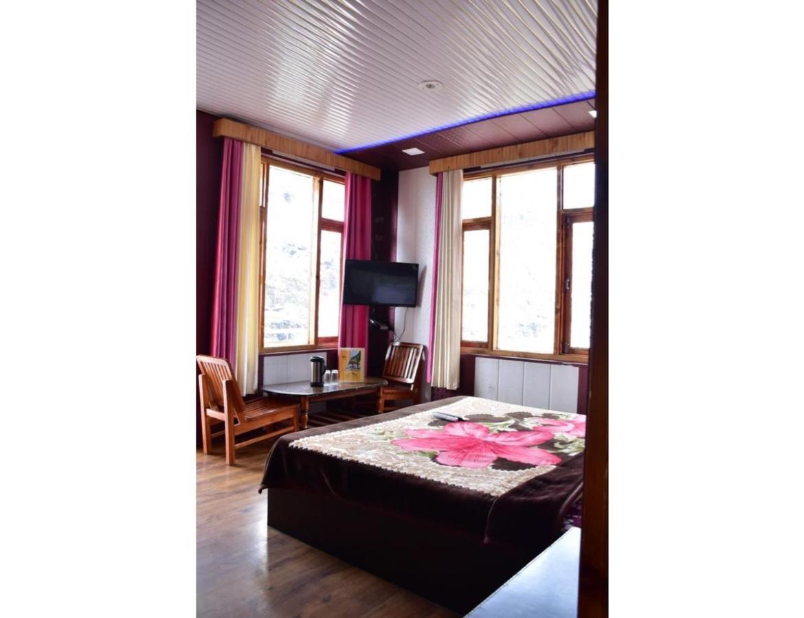 Hotel Peak View, Lahaul Sissu Eksteriør bilde